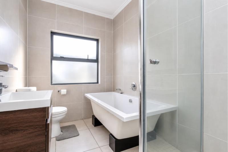 To Let 1 Bedroom Property for Rent in Dainfern Gauteng