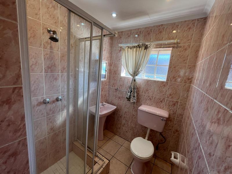 3 Bedroom Property for Sale in Glen Marais Gauteng