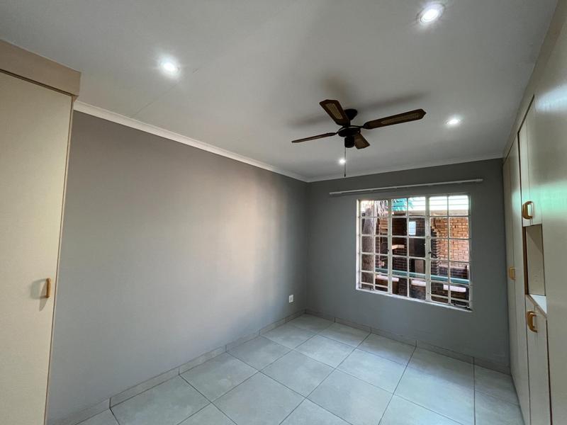 3 Bedroom Property for Sale in Glen Marais Gauteng