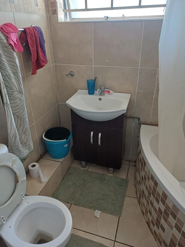 To Let 1 Bedroom Property for Rent in Fourways Gauteng