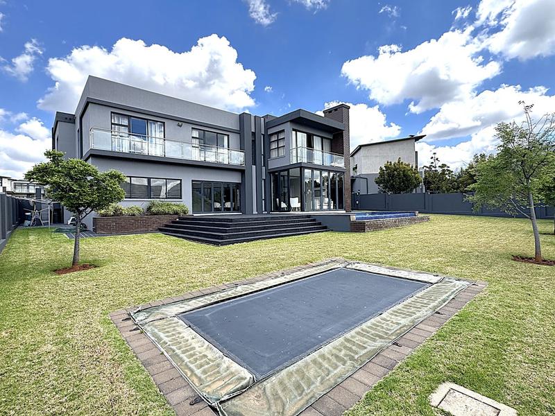 To Let 5 Bedroom Property for Rent in Midstream Ridge Gauteng