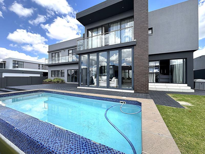 To Let 5 Bedroom Property for Rent in Midstream Ridge Gauteng