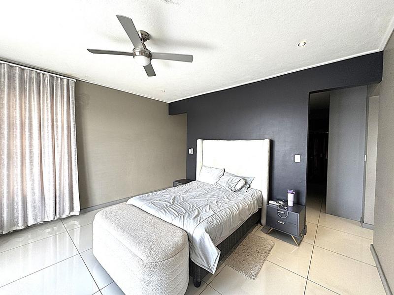 To Let 5 Bedroom Property for Rent in Midstream Ridge Gauteng