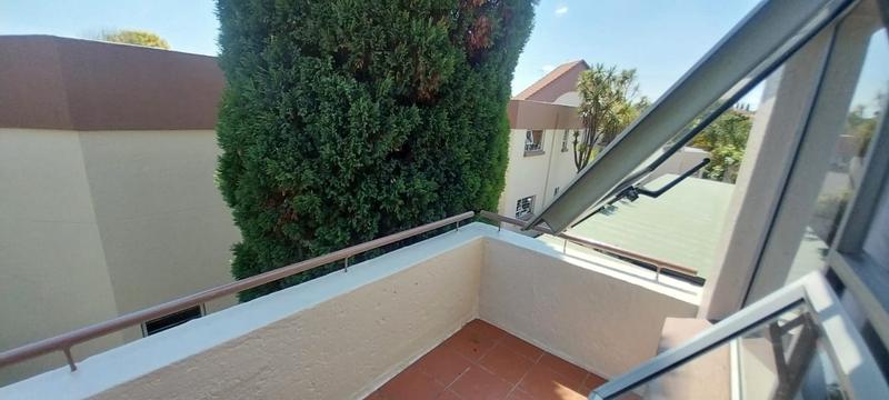 2 Bedroom Property for Sale in Bedfordview Gauteng