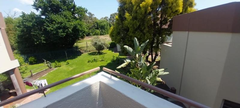 2 Bedroom Property for Sale in Bedfordview Gauteng