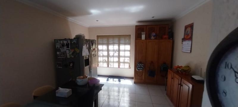 4 Bedroom Property for Sale in Kensington Gauteng
