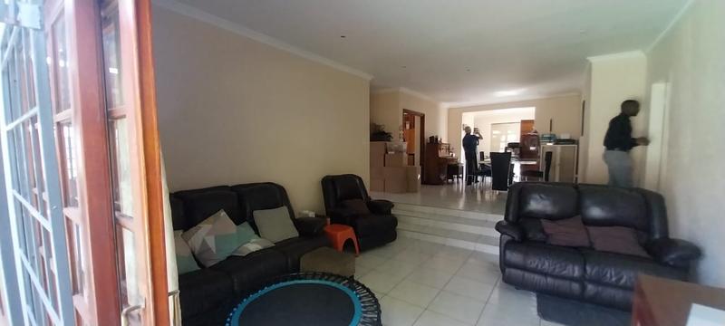 4 Bedroom Property for Sale in Kensington Gauteng