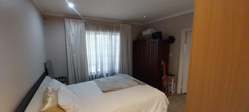 4 Bedroom Property for Sale in Kensington Gauteng