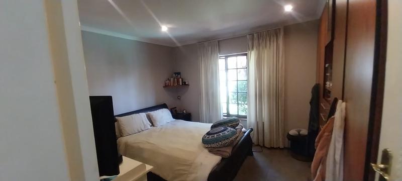 4 Bedroom Property for Sale in Kensington Gauteng