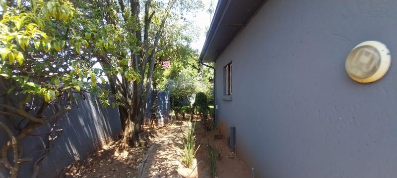 4 Bedroom Property for Sale in Kensington Gauteng