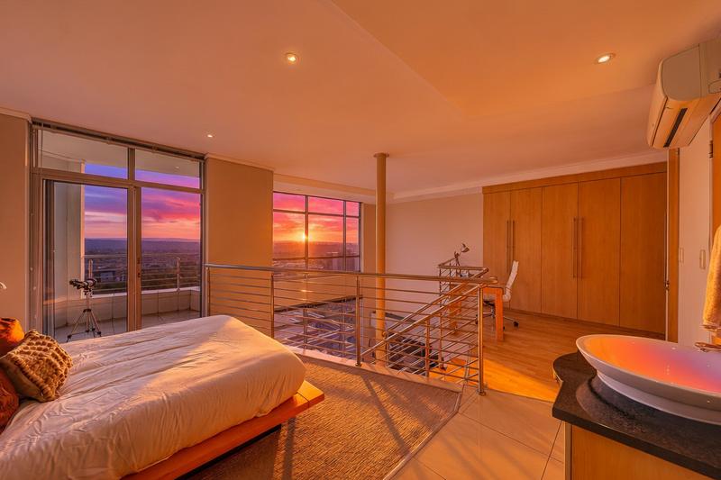 1 Bedroom Property for Sale in Sandown Gauteng
