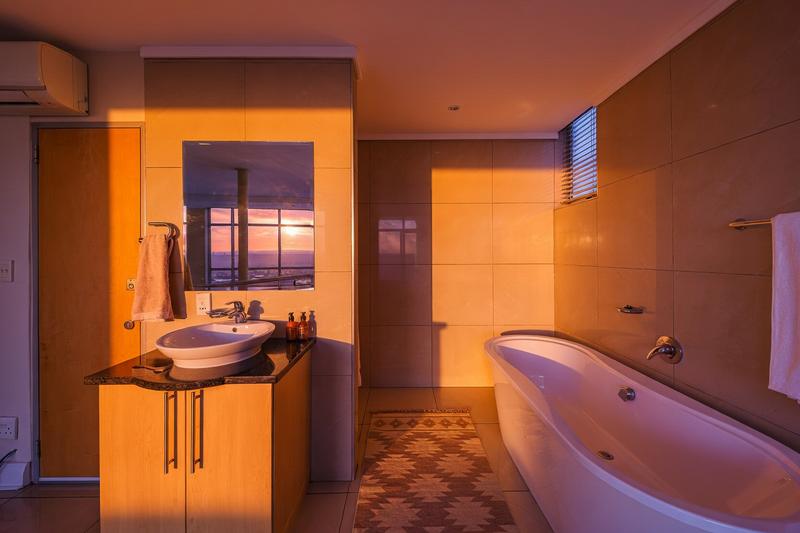 1 Bedroom Property for Sale in Sandown Gauteng