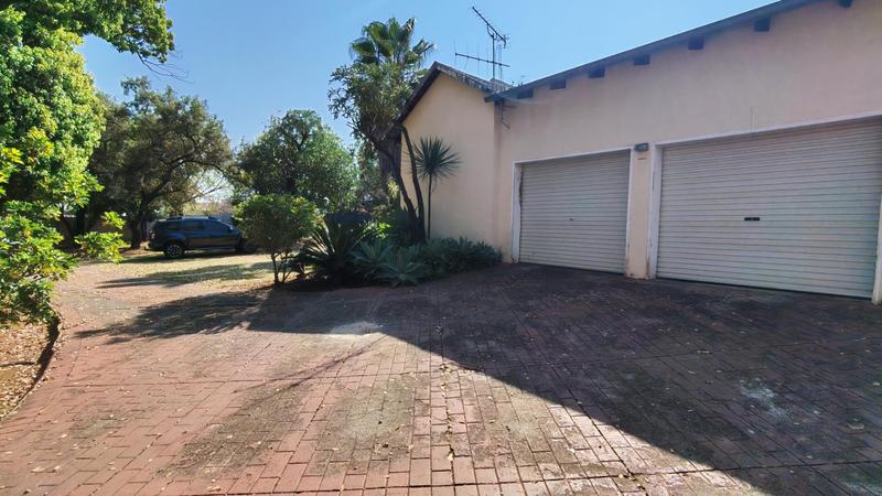 3 Bedroom Property for Sale in Wierda Park Gauteng