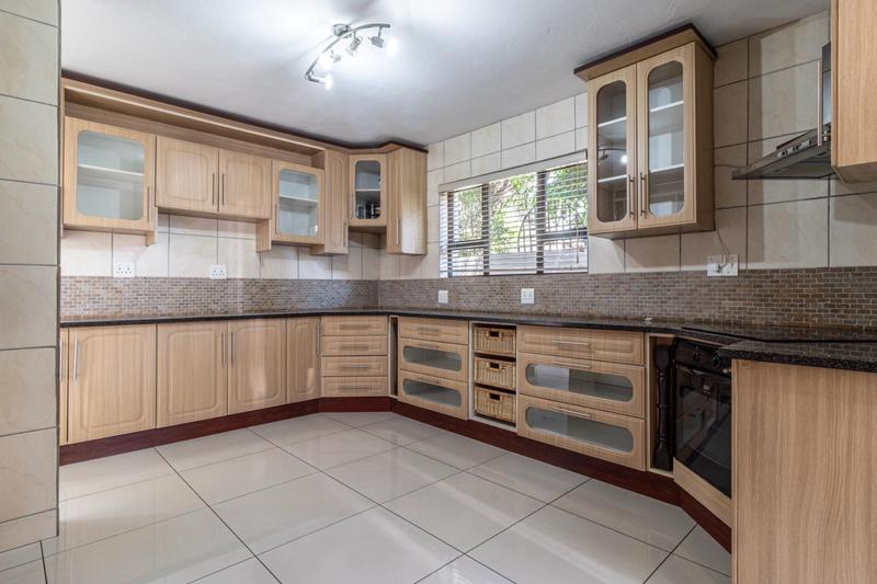 3 Bedroom Property for Sale in Willowbrook Gauteng
