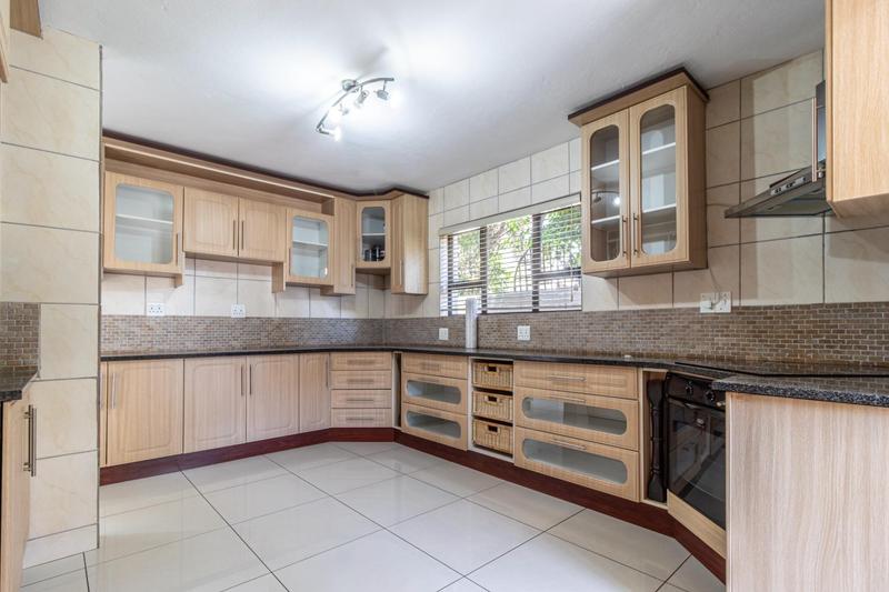 3 Bedroom Property for Sale in Willowbrook Gauteng