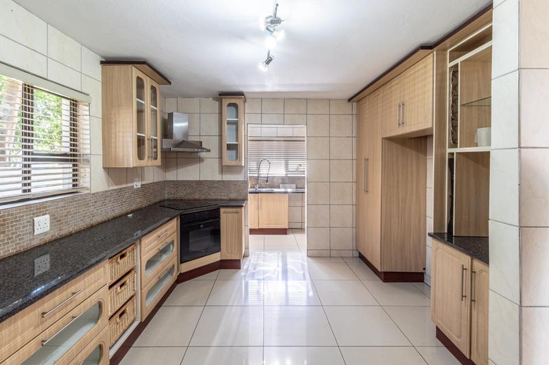 3 Bedroom Property for Sale in Willowbrook Gauteng