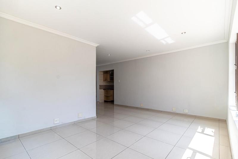 3 Bedroom Property for Sale in Willowbrook Gauteng