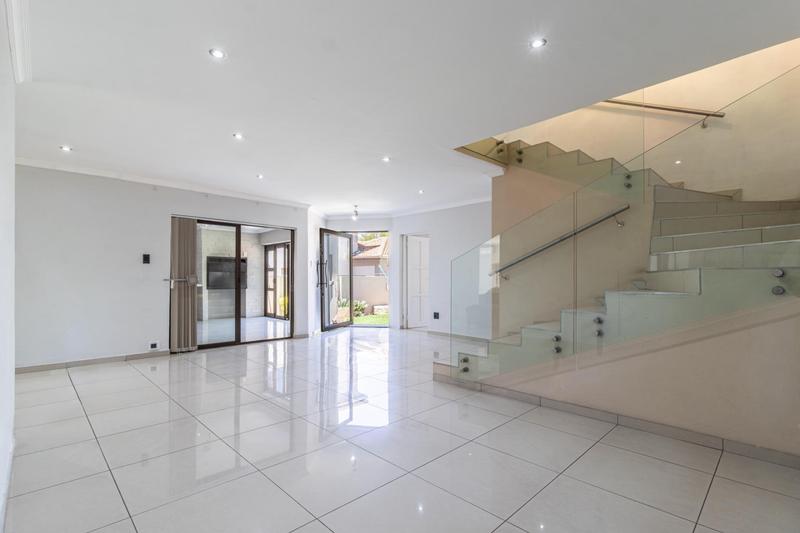 3 Bedroom Property for Sale in Willowbrook Gauteng