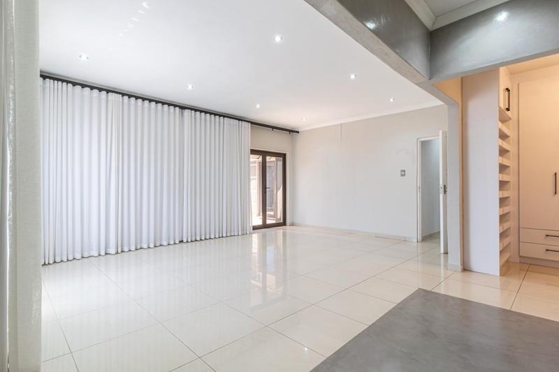 3 Bedroom Property for Sale in Willowbrook Gauteng