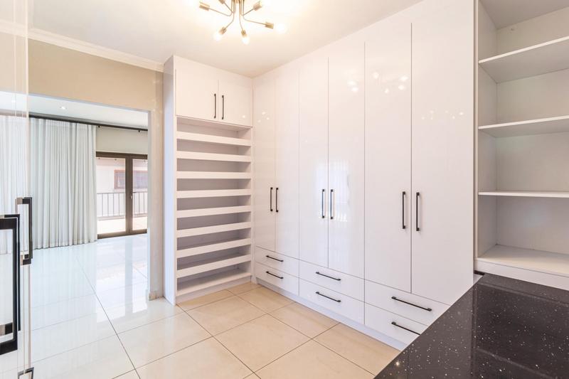 3 Bedroom Property for Sale in Willowbrook Gauteng