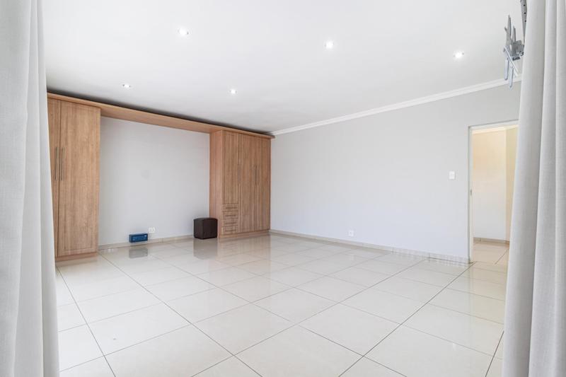 3 Bedroom Property for Sale in Willowbrook Gauteng