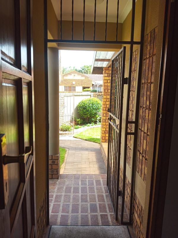 3 Bedroom Property for Sale in Petersfield Gauteng
