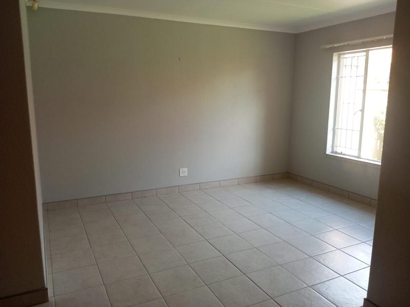 3 Bedroom Property for Sale in Petersfield Gauteng