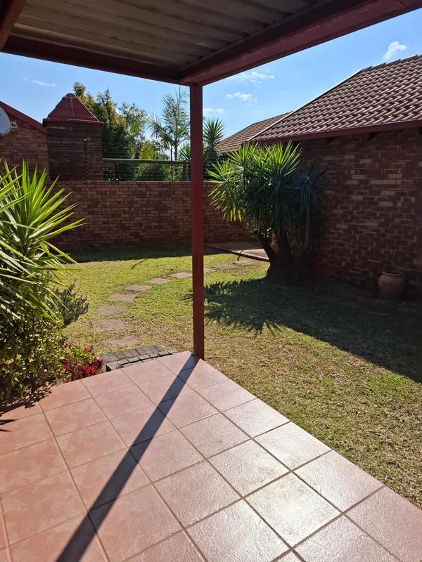 To Let 2 Bedroom Property for Rent in Meyerspark Gauteng