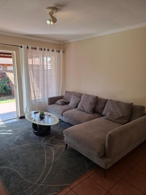 To Let 2 Bedroom Property for Rent in Meyerspark Gauteng