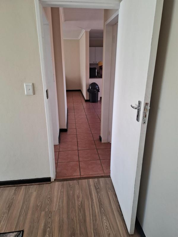 To Let 2 Bedroom Property for Rent in Meyerspark Gauteng