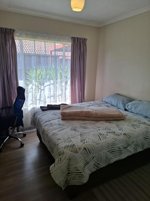 To Let 2 Bedroom Property for Rent in Meyerspark Gauteng