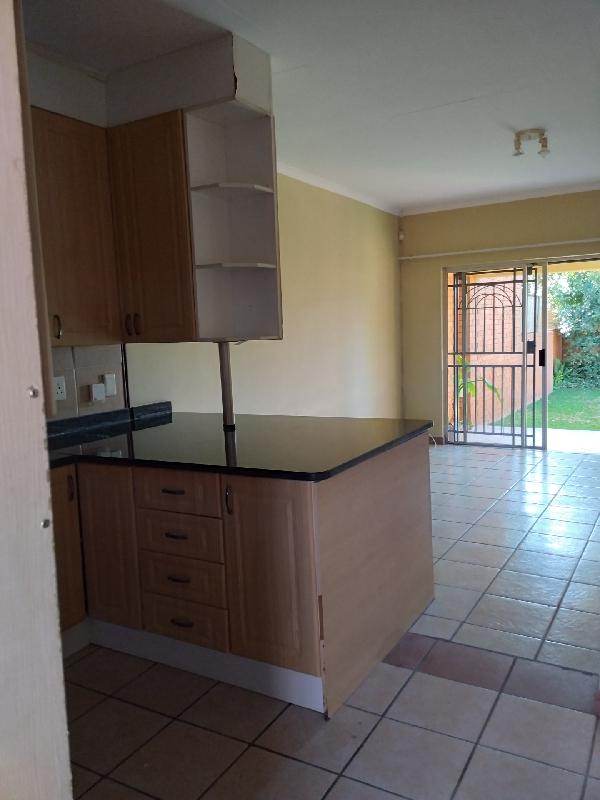To Let 2 Bedroom Property for Rent in Mooikloof Ridge Gauteng