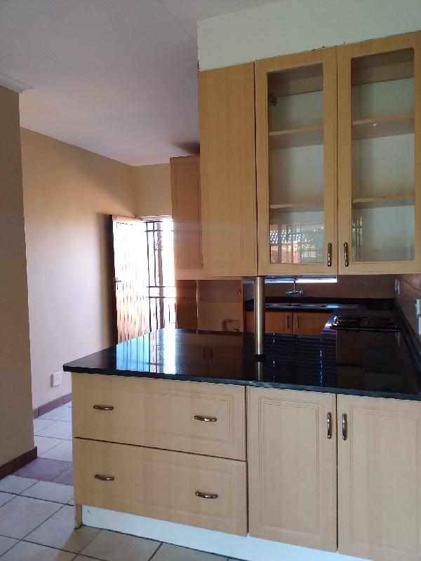 To Let 2 Bedroom Property for Rent in Mooikloof Ridge Gauteng