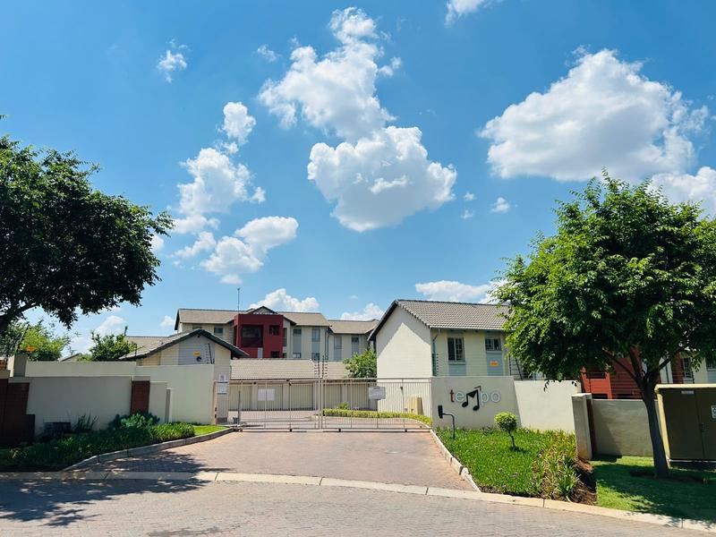 2 Bedroom Property for Sale in Noordwyk Gauteng