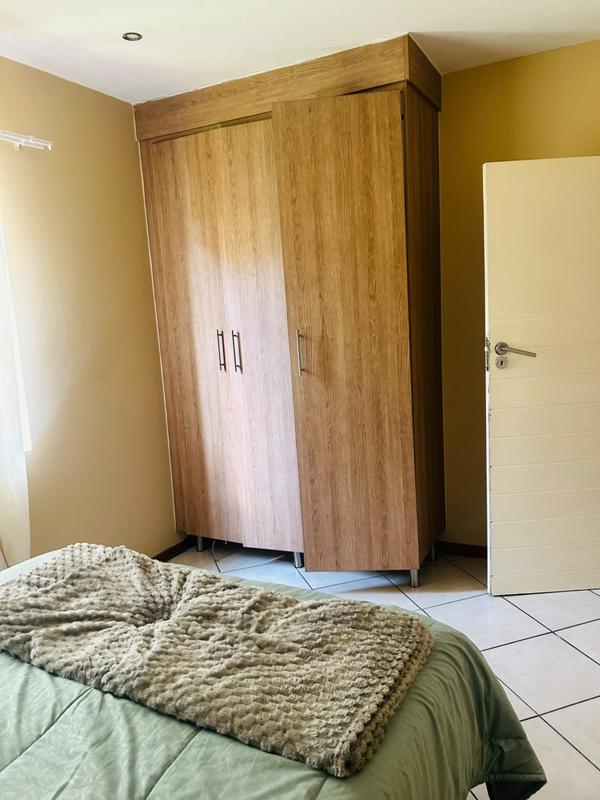 2 Bedroom Property for Sale in Noordwyk Gauteng