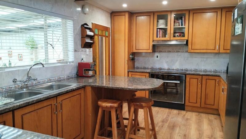 3 Bedroom Property for Sale in Golf Park Gauteng