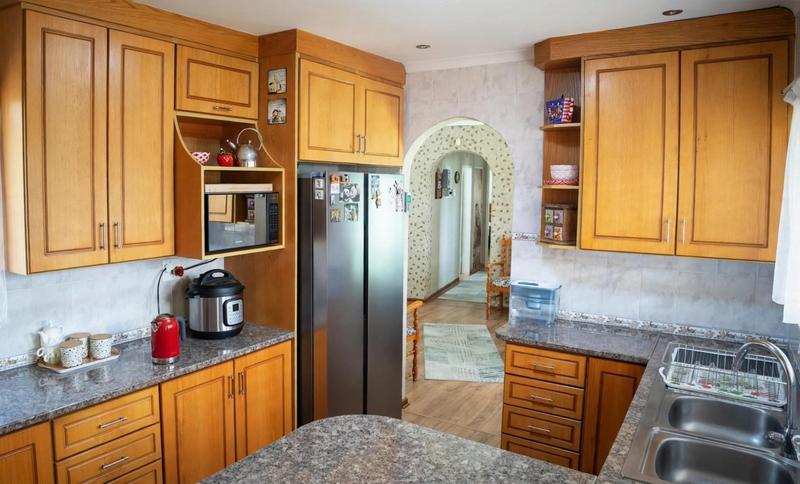 3 Bedroom Property for Sale in Golf Park Gauteng