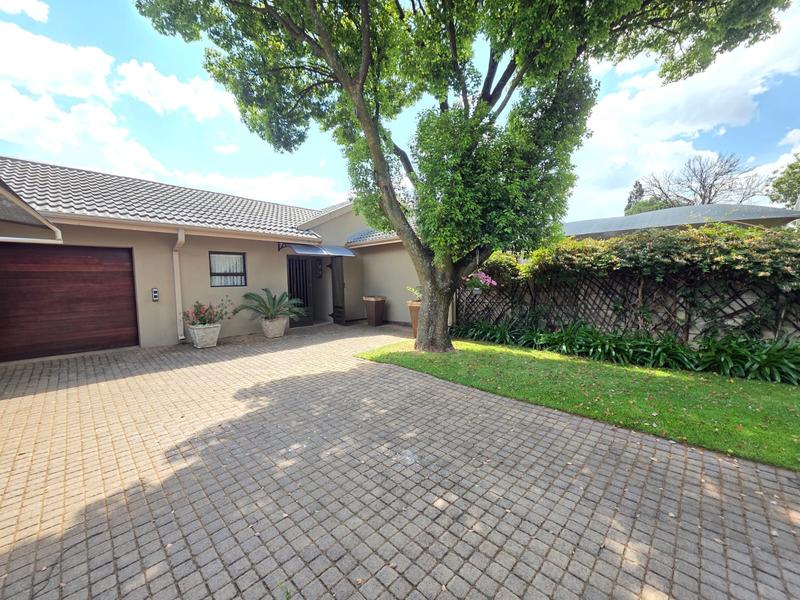 4 Bedroom Property for Sale in Golf Park Gauteng
