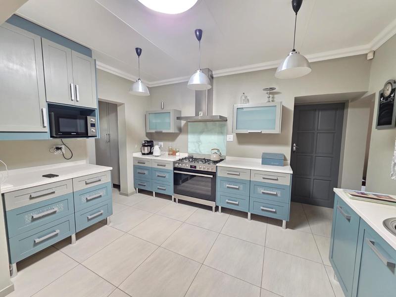 4 Bedroom Property for Sale in Golf Park Gauteng