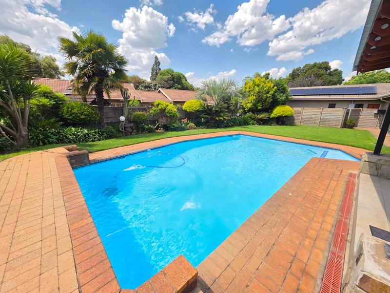 4 Bedroom Property for Sale in Golf Park Gauteng
