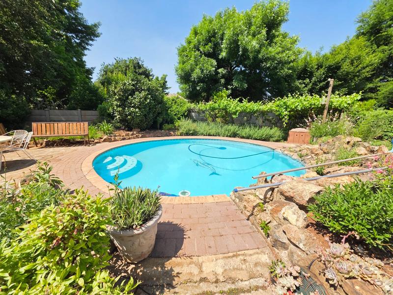 6 Bedroom Property for Sale in Meyerton Central Gauteng