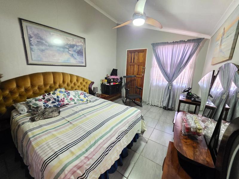 6 Bedroom Property for Sale in Meyerton Central Gauteng