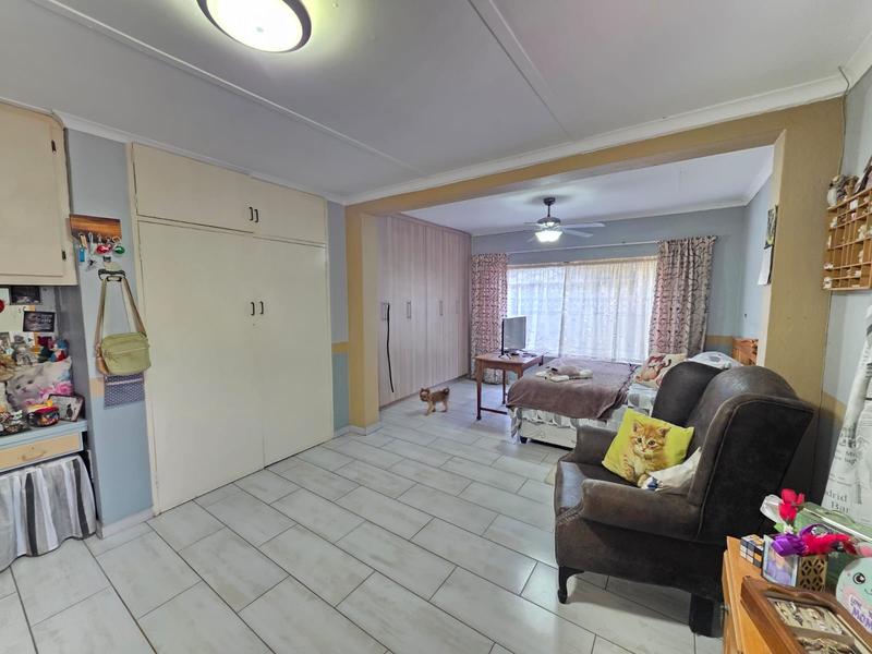 6 Bedroom Property for Sale in Meyerton Central Gauteng