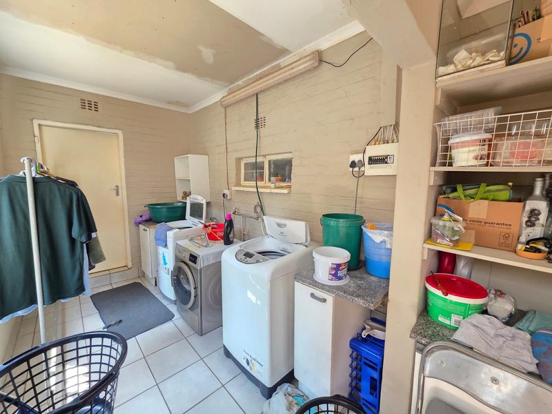 6 Bedroom Property for Sale in Meyerton Central Gauteng