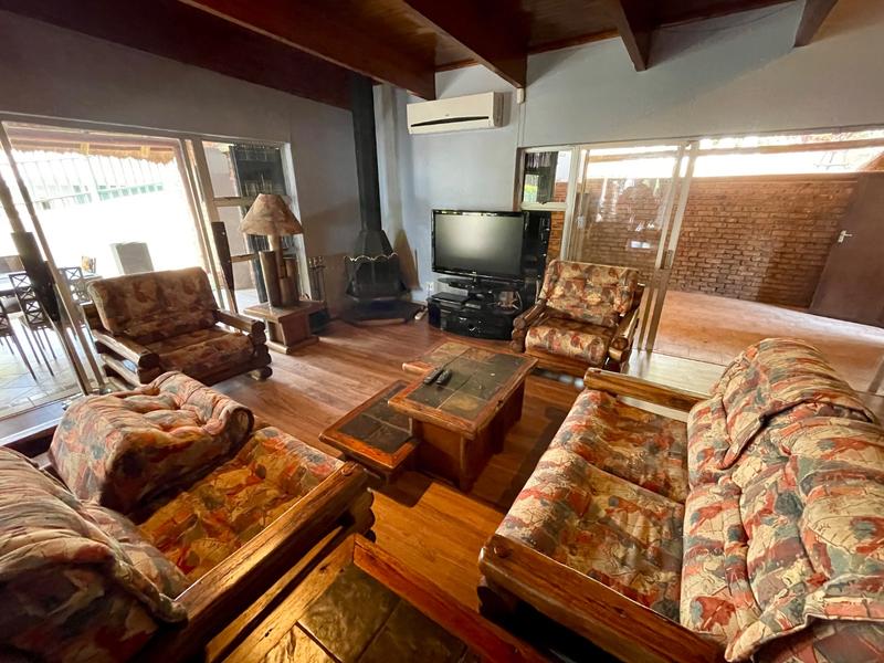 5 Bedroom Property for Sale in Noordheuwel Gauteng