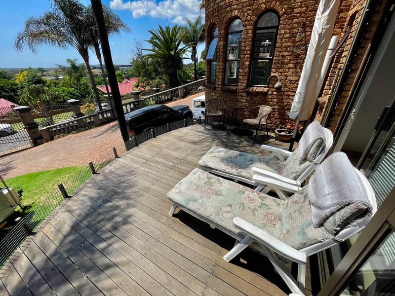 5 Bedroom Property for Sale in Noordheuwel Gauteng