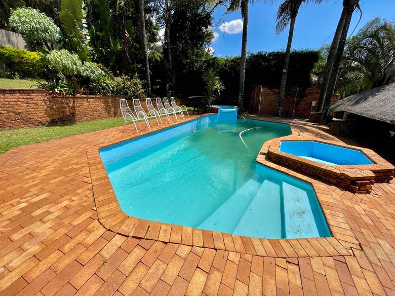 5 Bedroom Property for Sale in Noordheuwel Gauteng