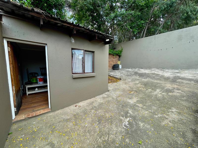 5 Bedroom Property for Sale in Noordheuwel Gauteng