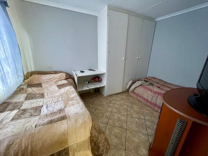 5 Bedroom Property for Sale in Noordheuwel Gauteng
