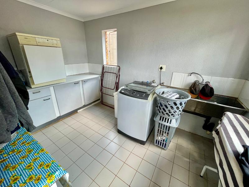 5 Bedroom Property for Sale in Noordheuwel Gauteng